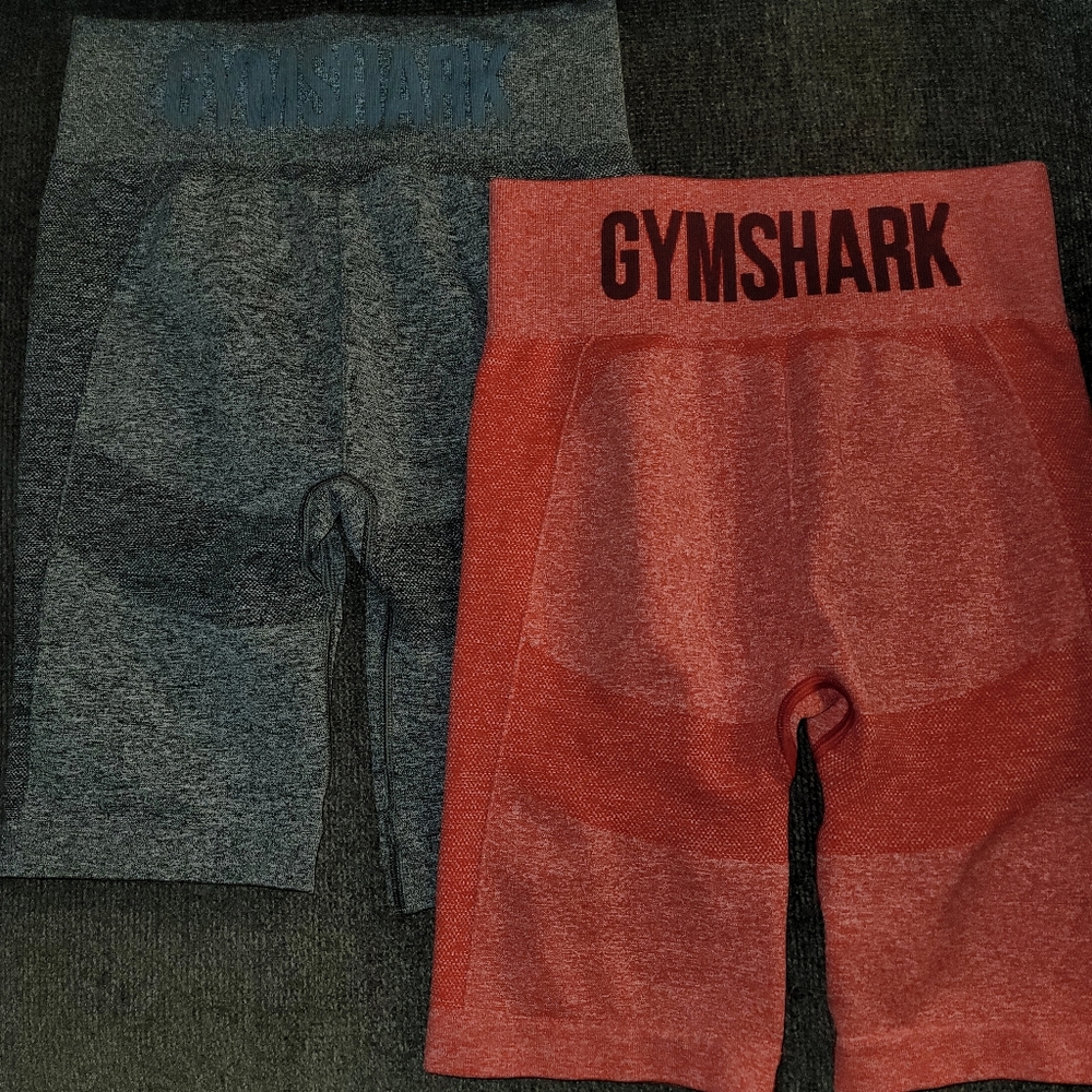 Set of 2: Gymshark Highwaisted Flex Biker Shorts Red & Grey Marl sz Medium EUC ❤